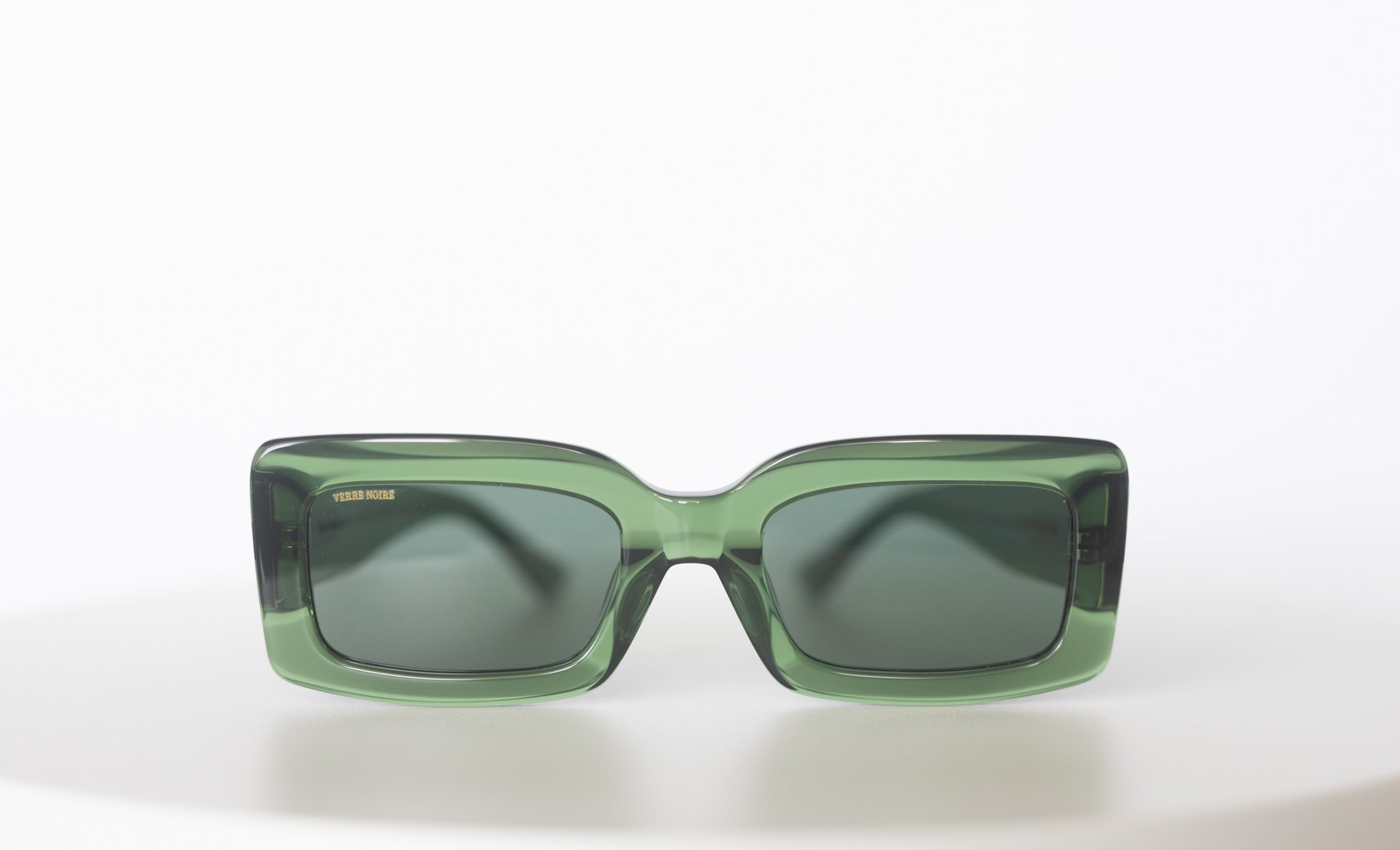 Green acetate square sunglasses – front view